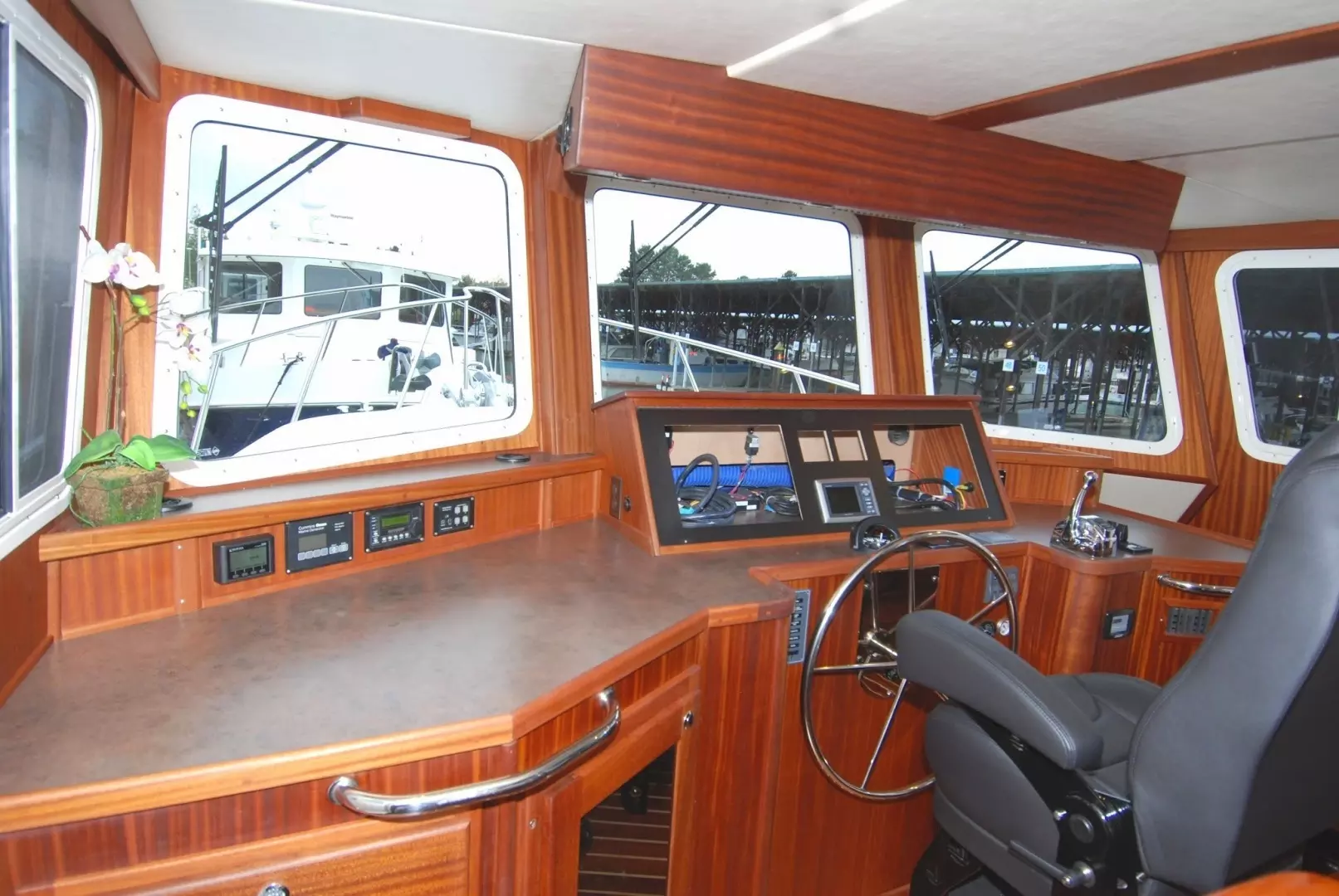 American Tug 485 Yacht For Sale