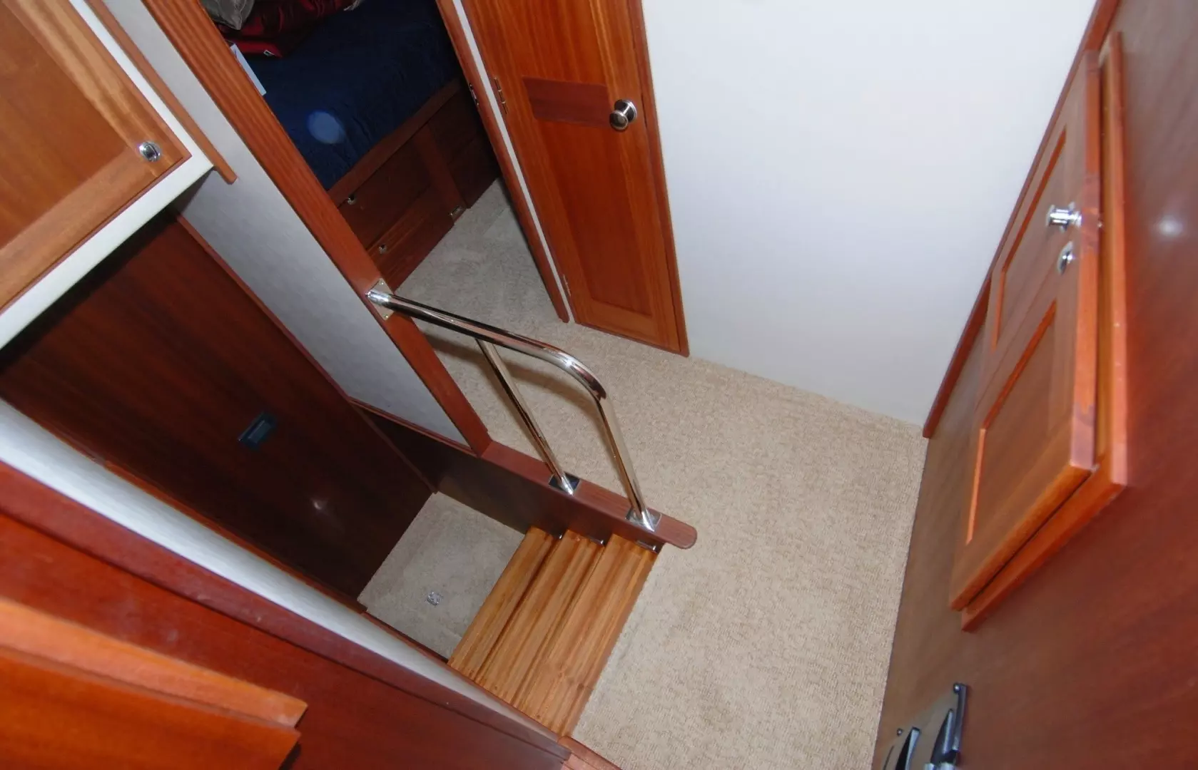 American Tug 485 Yacht For Sale