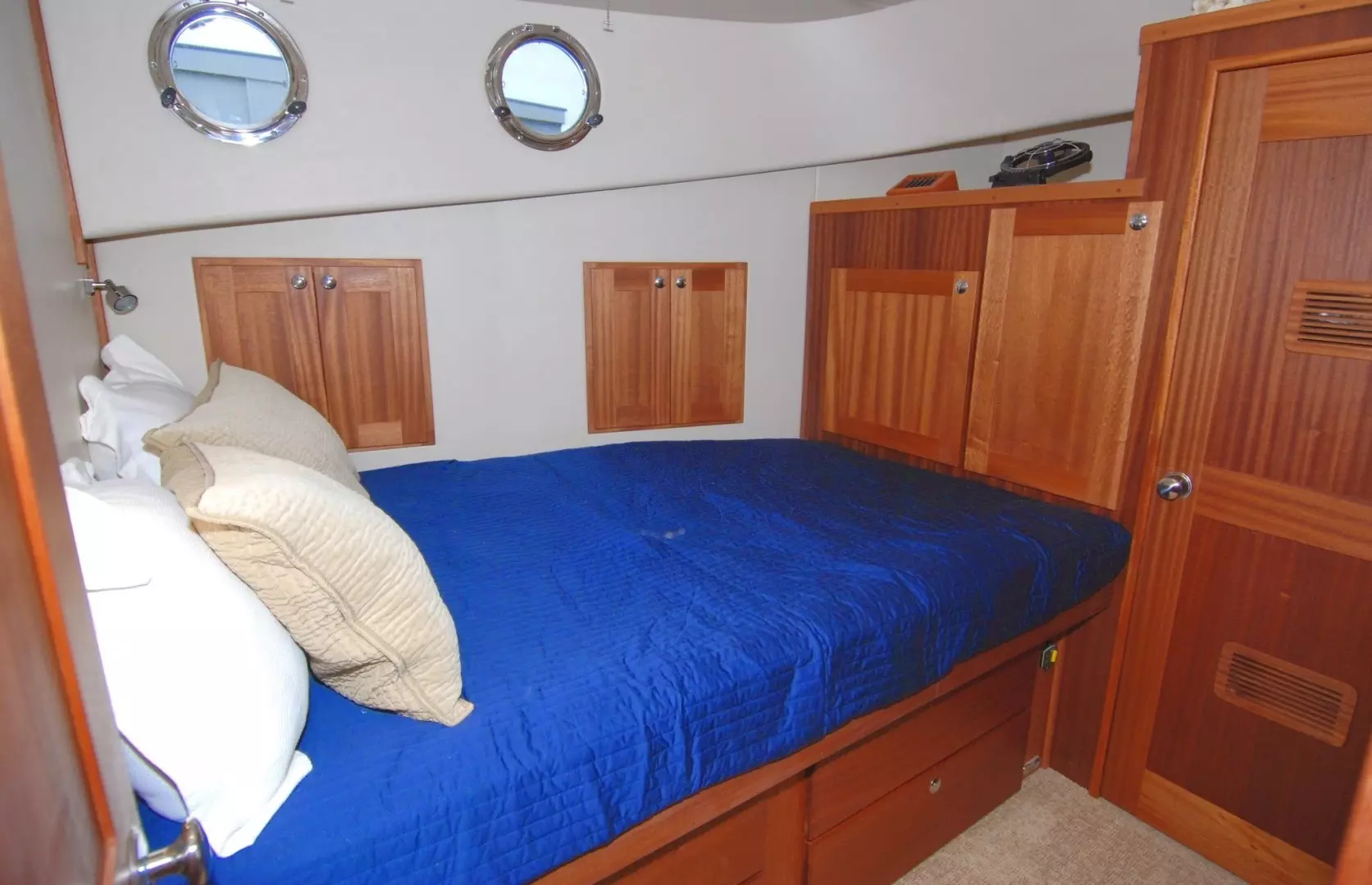 American Tug 485 Yacht For Sale