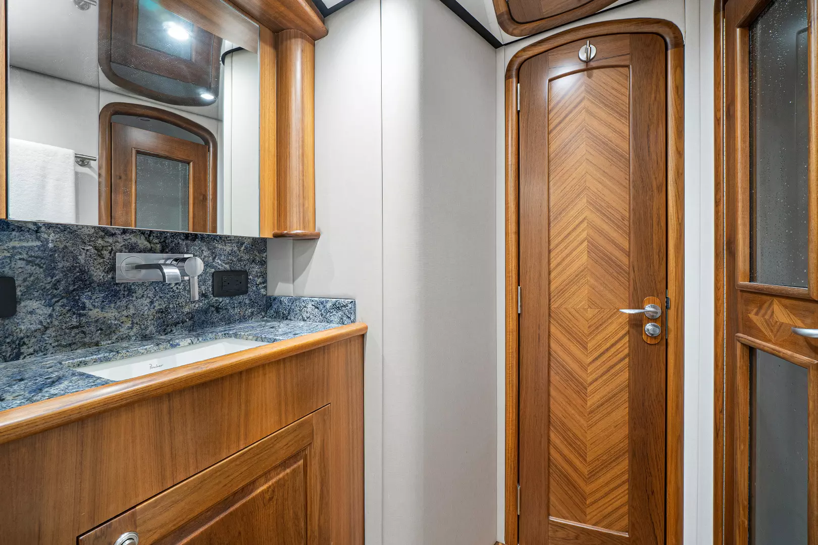 Spencer Convertible Yacht For Sale