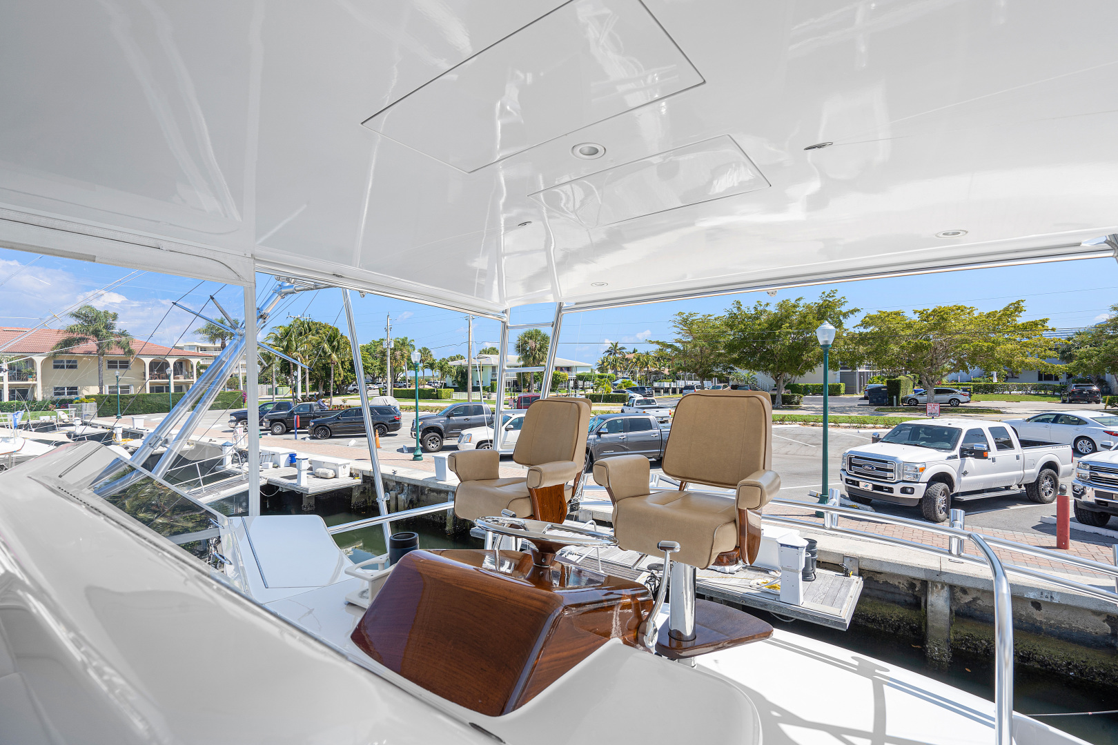 Hit n Run 68ft F amp S Yacht For Sale