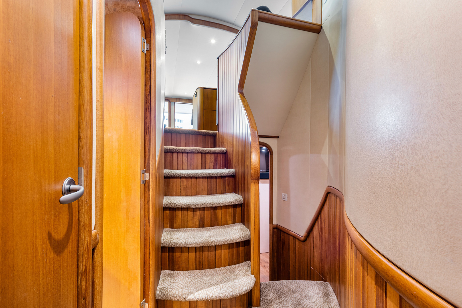 Hit n Run 68ft F amp S Yacht For Sale