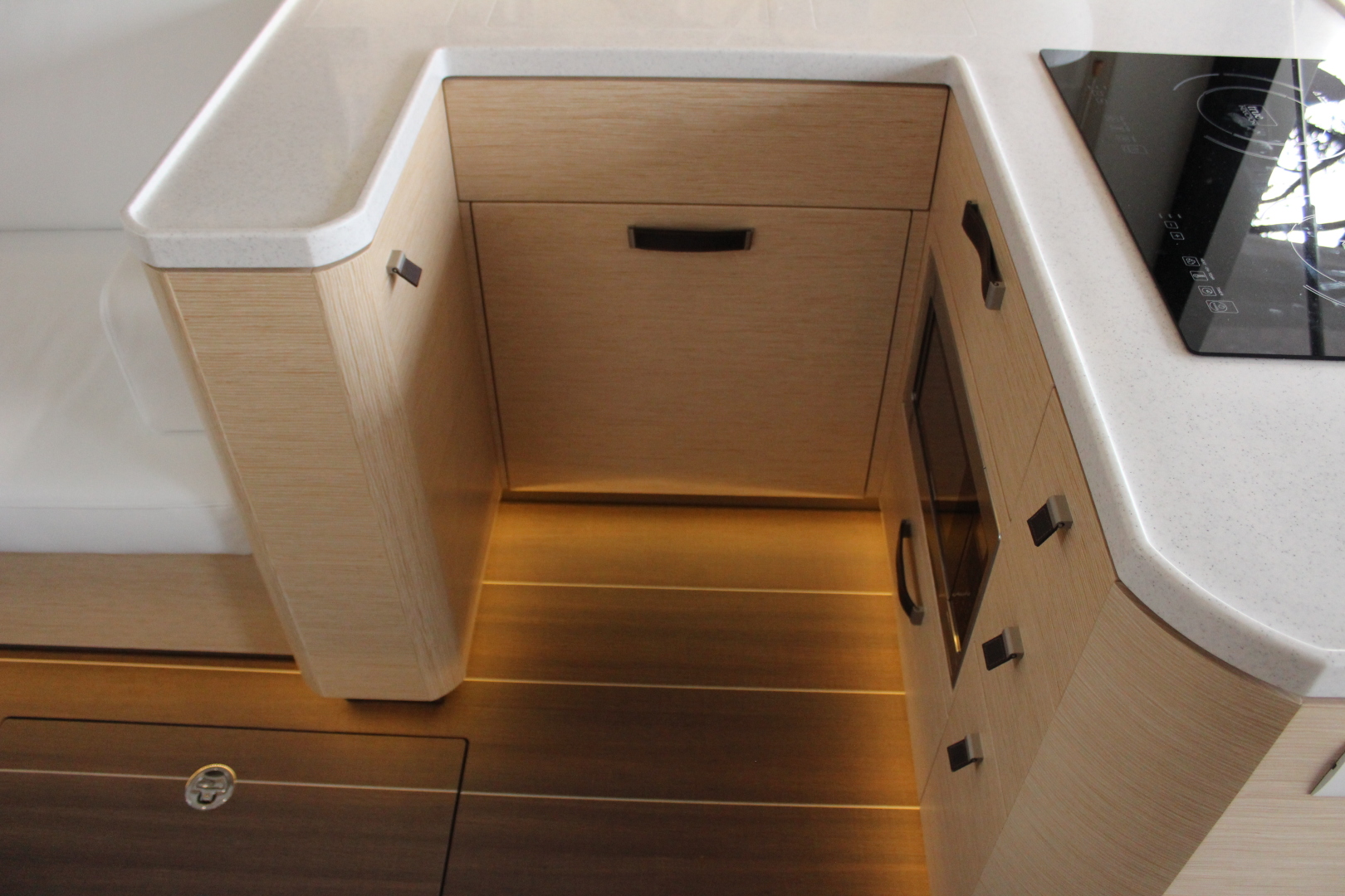 Greenline 48 Hybrid - Photo 6