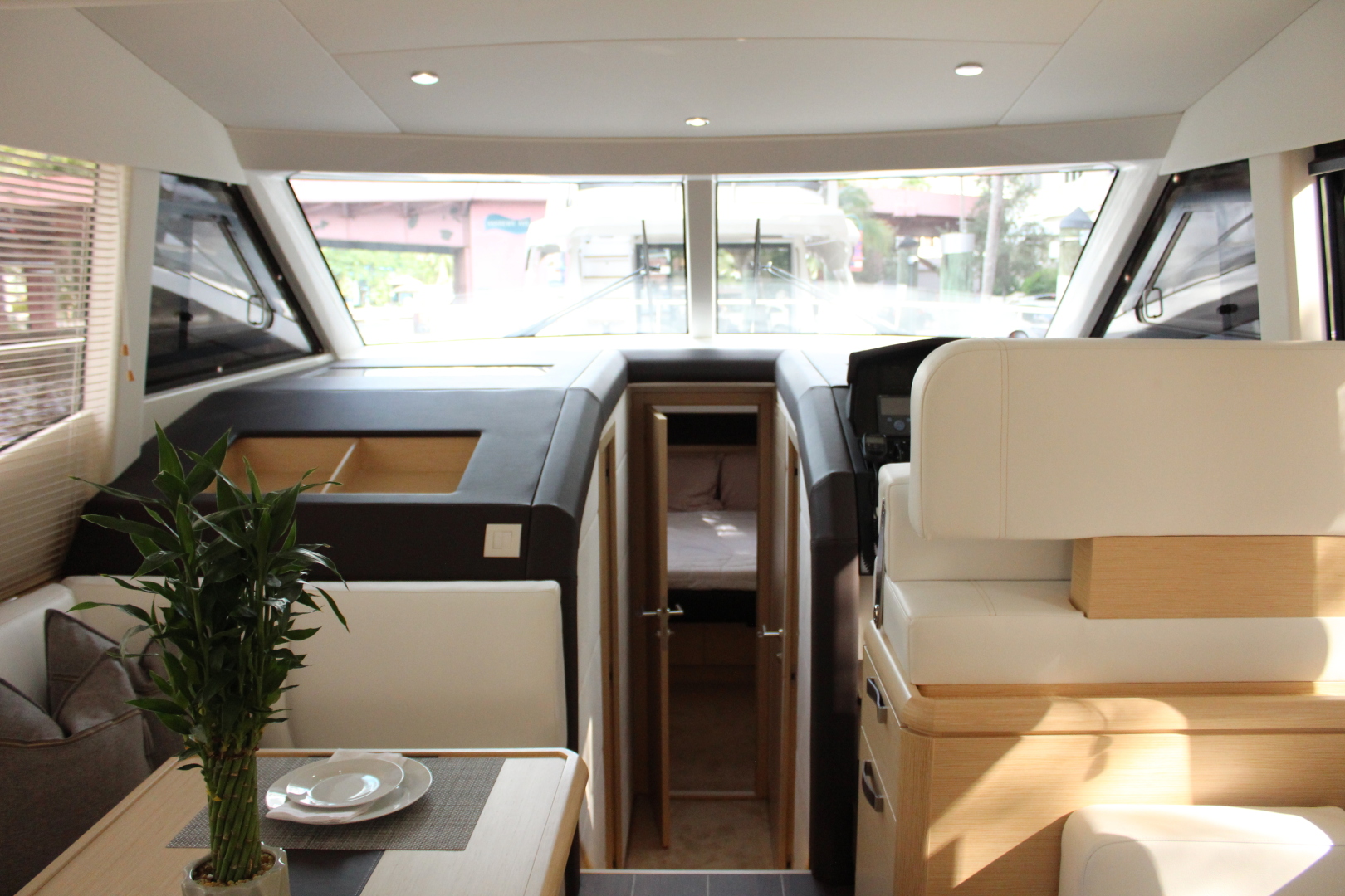 Greenline 48 Hybrid - Photo 4