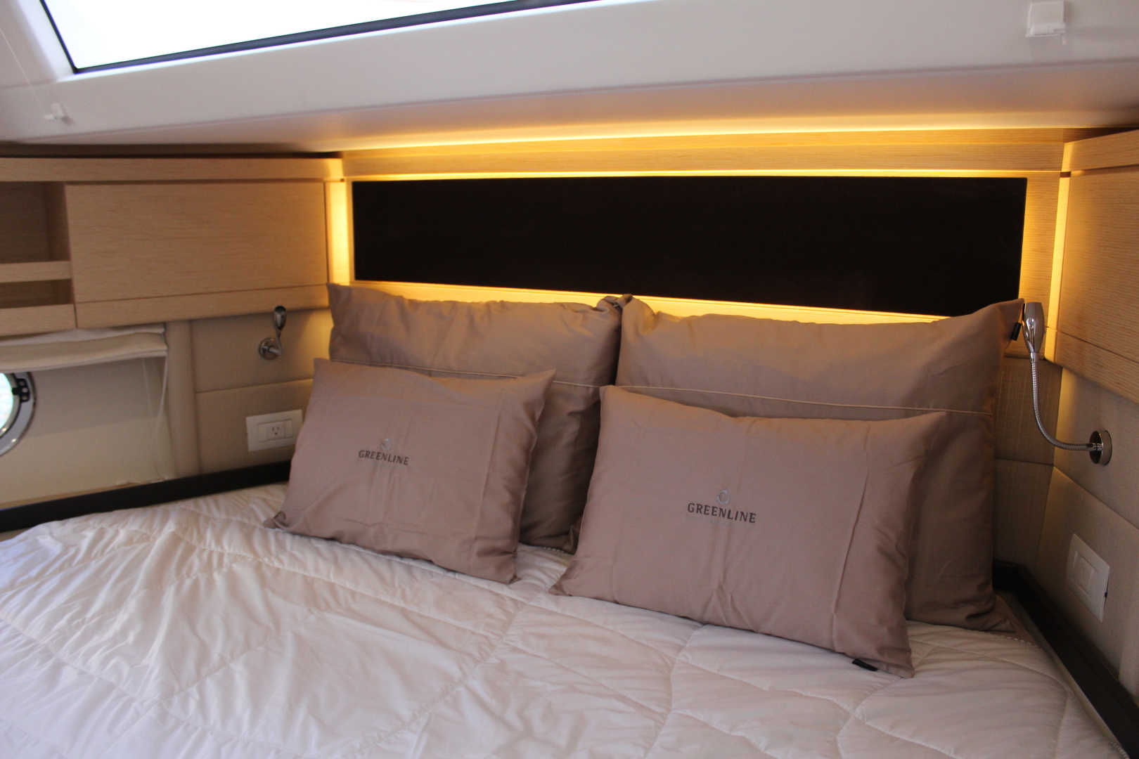 Greenline 48 Hybrid - Photo 22