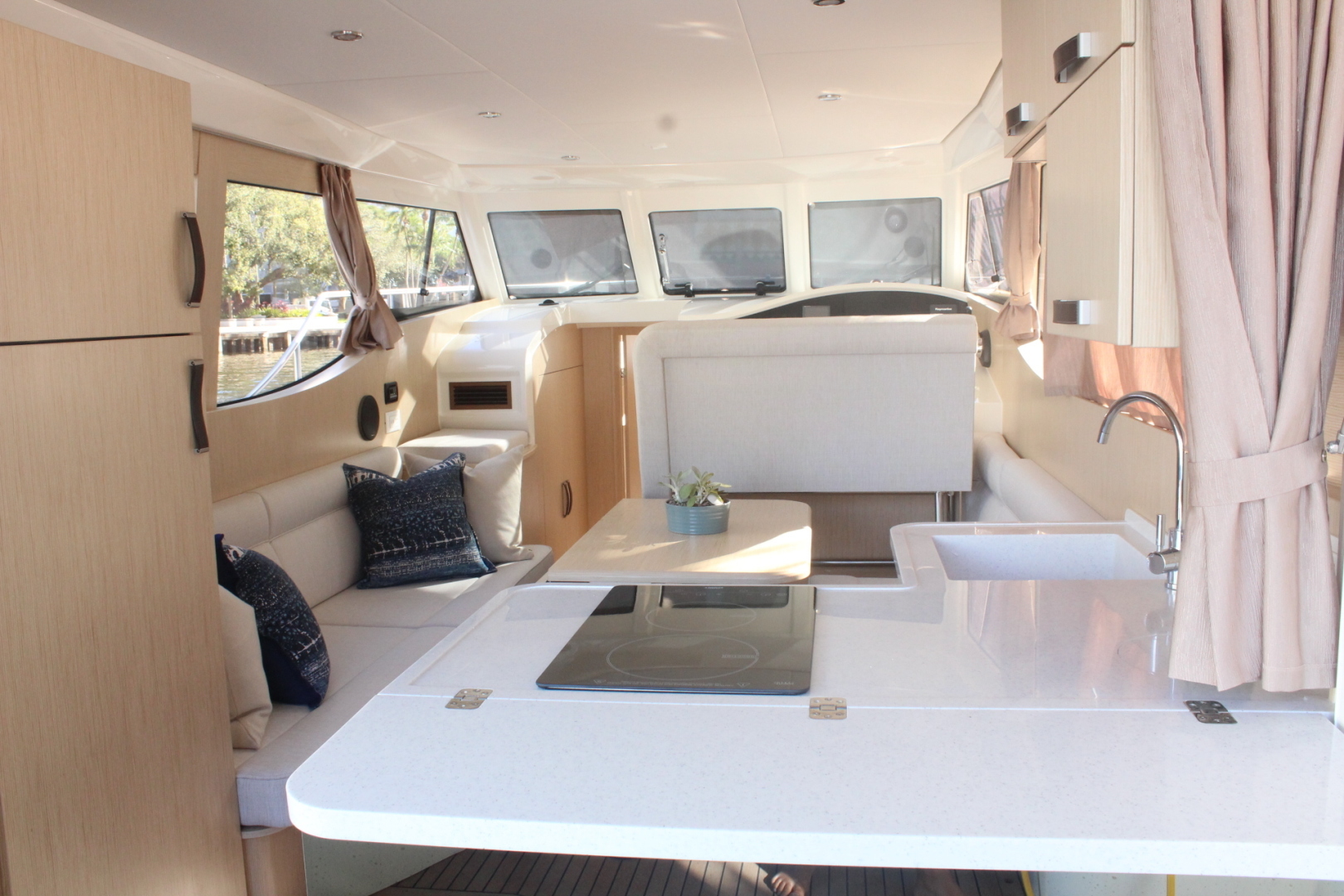 Greenline 33 Hybrid - Photo 2