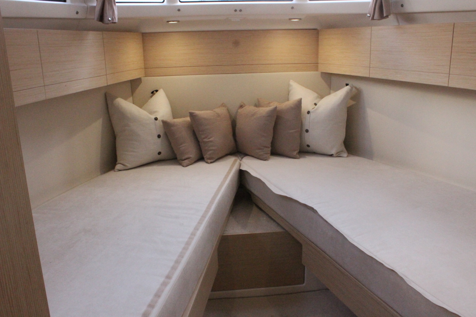 Greenline 33 Hybrid - Photo 13
