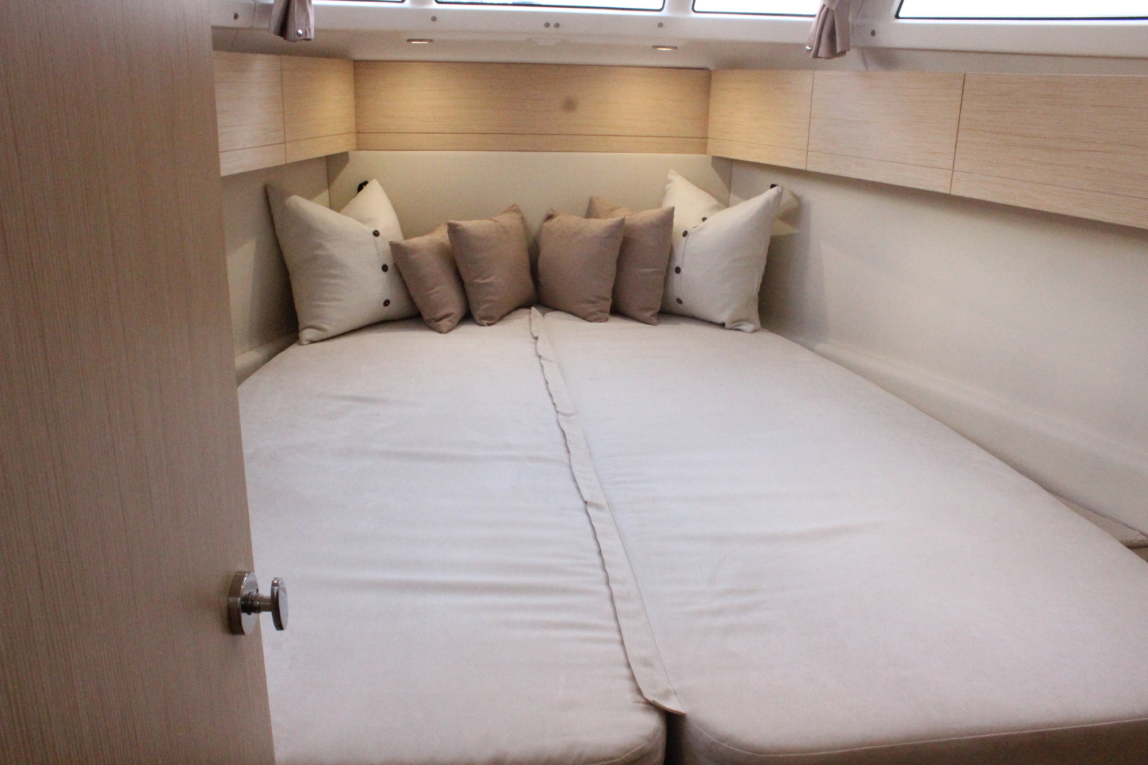 Greenline 33 Hybrid - Photo 16