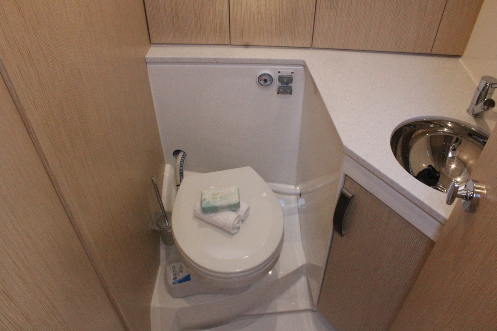 Greenline 33 Hybrid - Photo 17