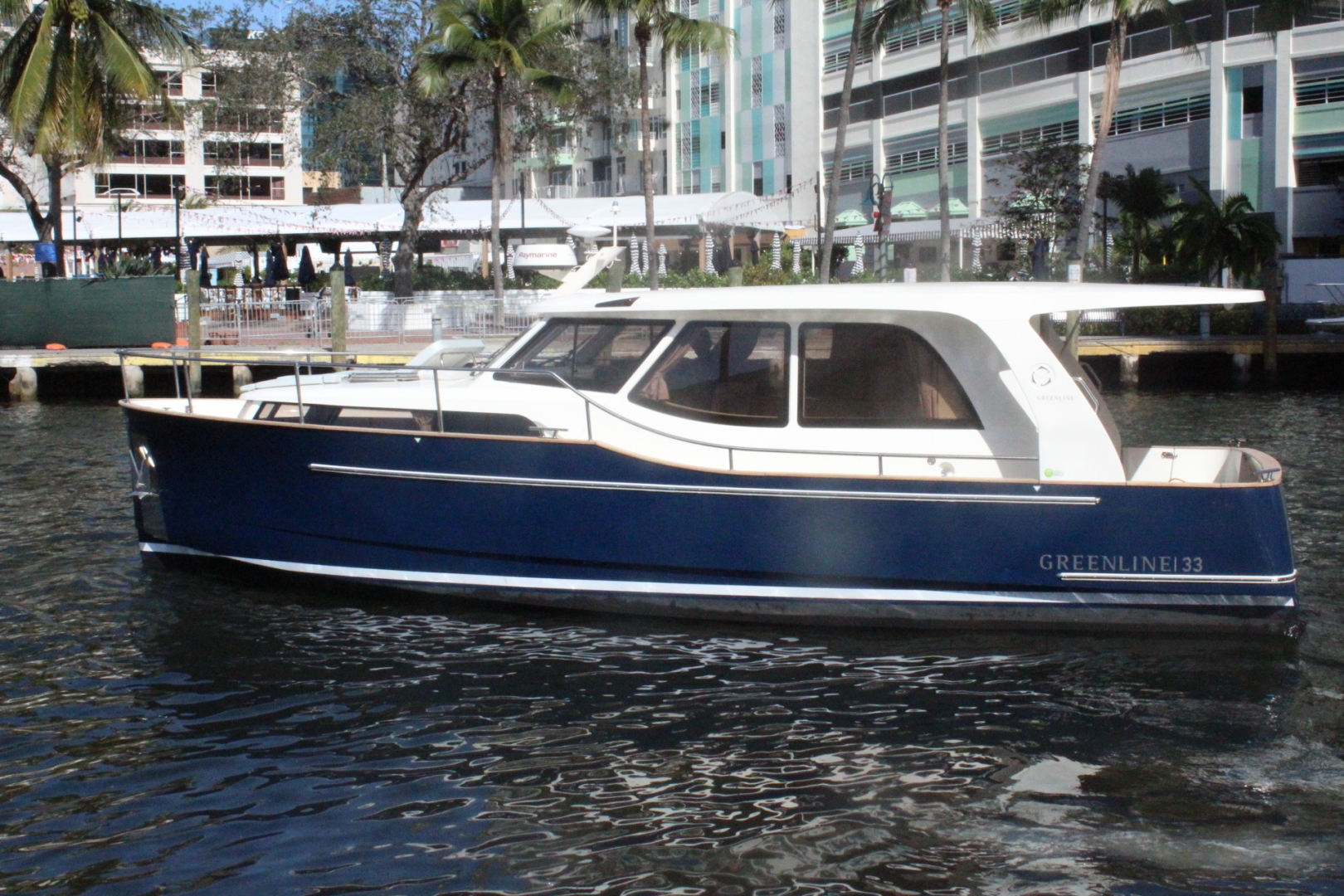 Greenline 33 Hybrid