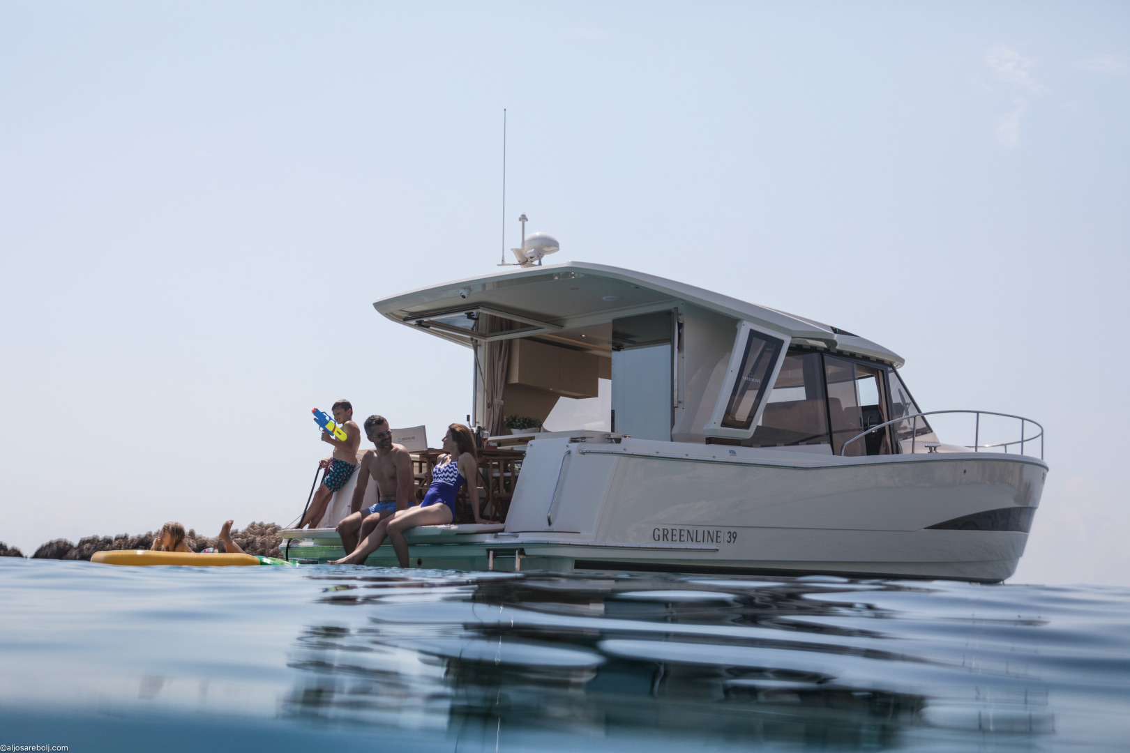 Greenline 39 Hybrid - Photo 8