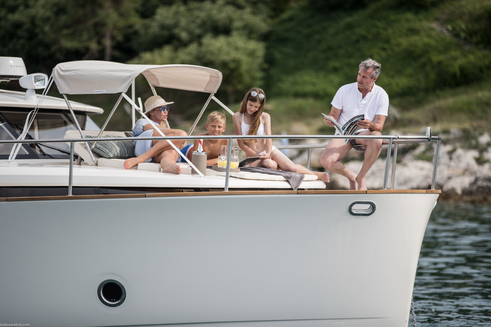 Greenline 40 Hybrid - Photo 3