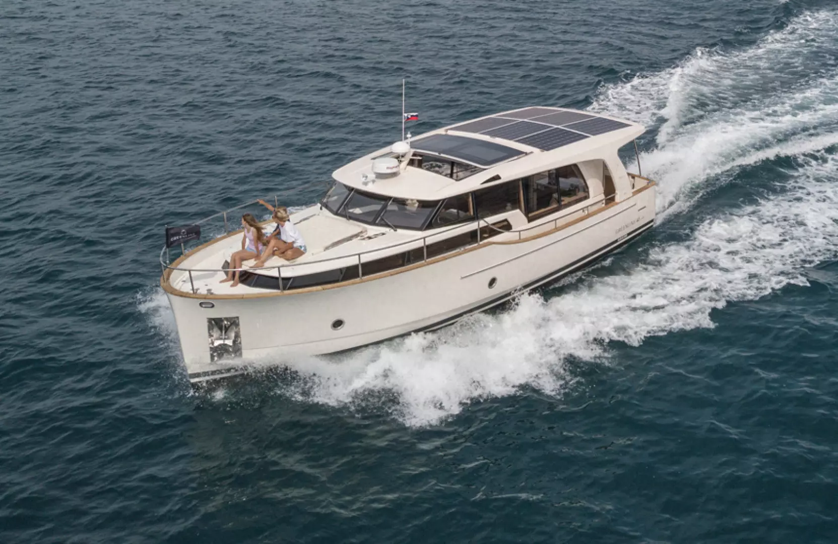 Greenline 40 Hybrid