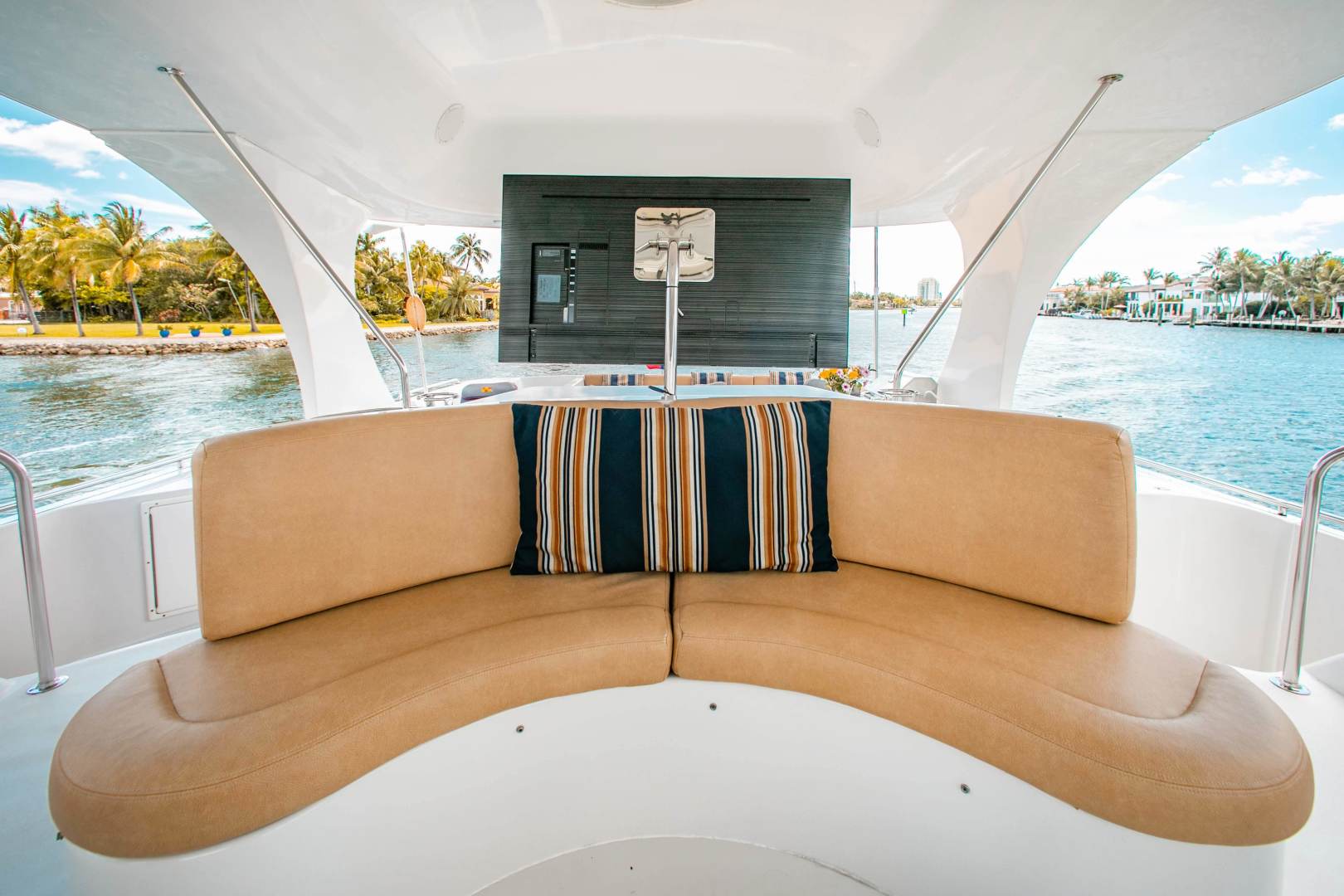 65' 2009 Bluewater Yachts 65 Motor Yacht Tampa Yacht Sales