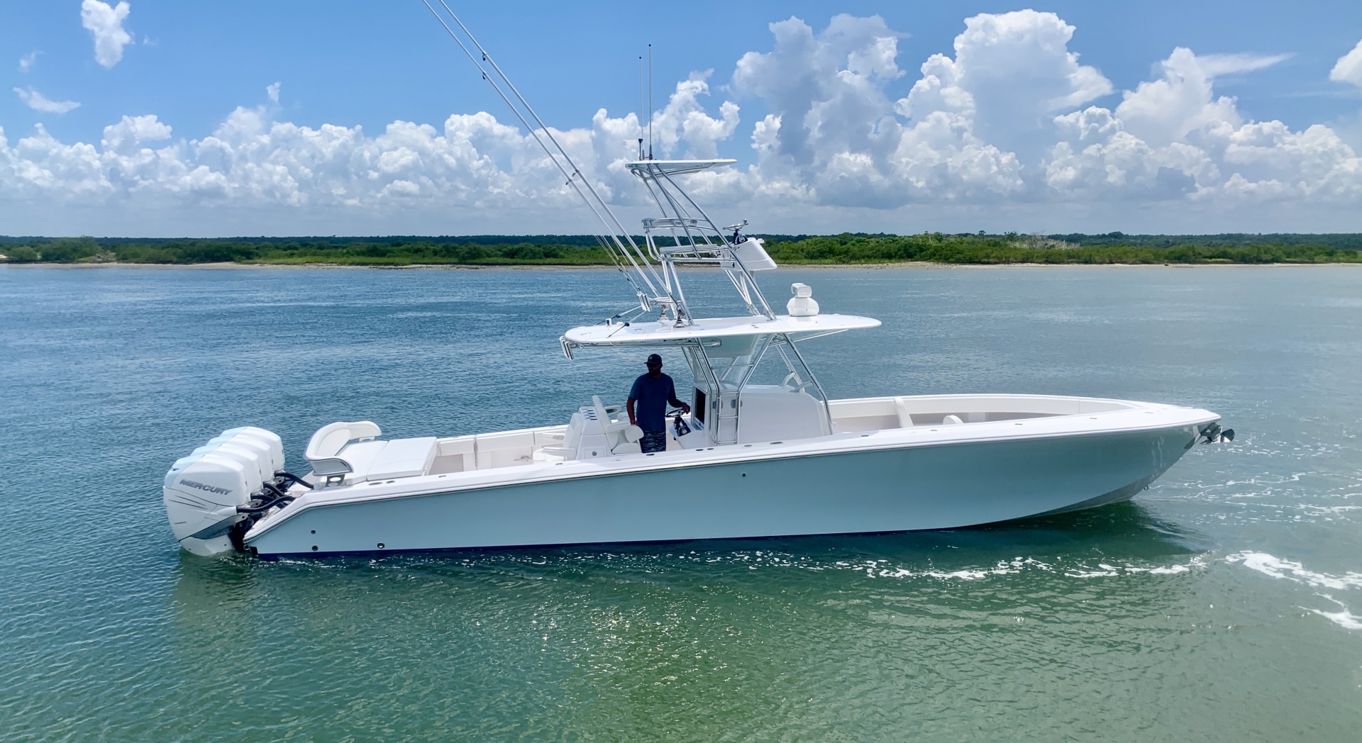 2019 Bahama 41