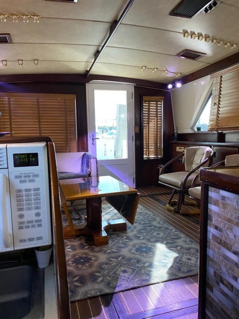 Bertram Convertible — MD on Board - Photo 6