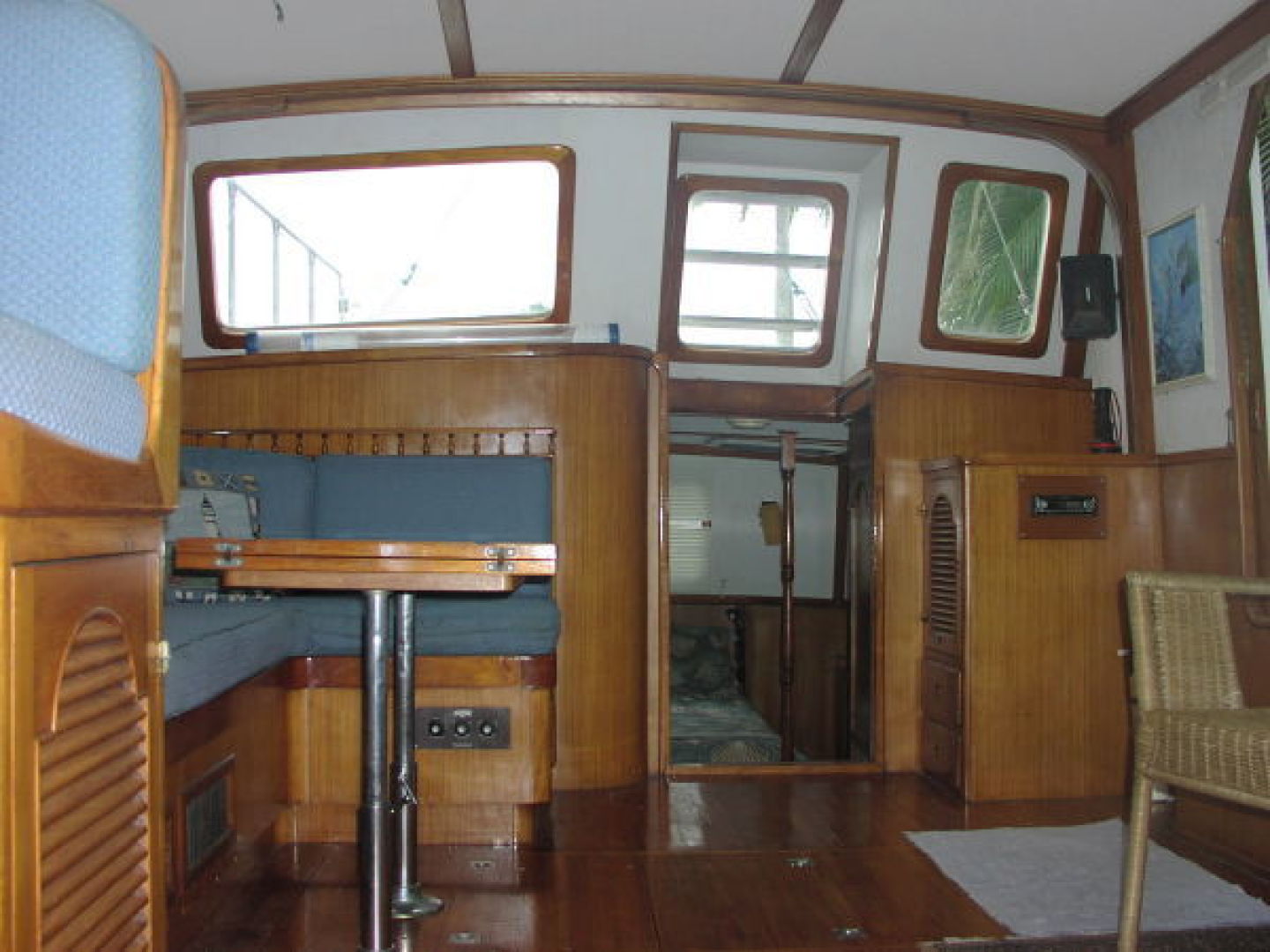 Picure of Green Eyed Lady