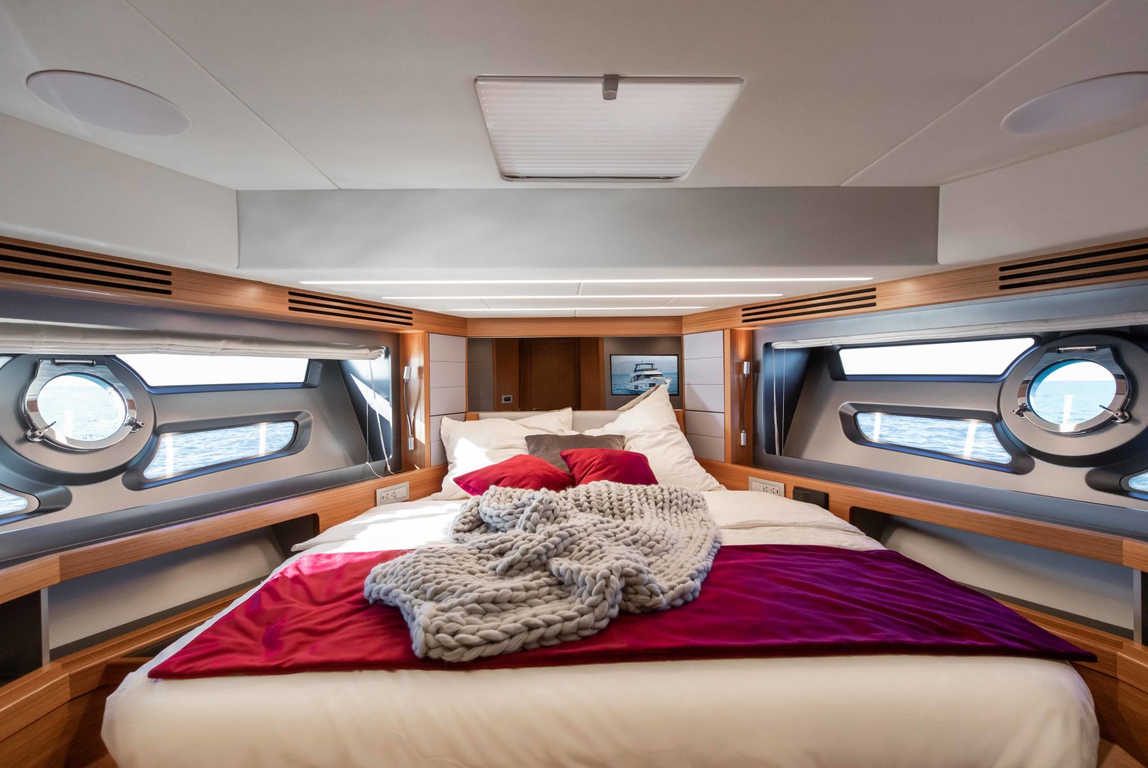 Greenline OceanClass 68 - Photo 15