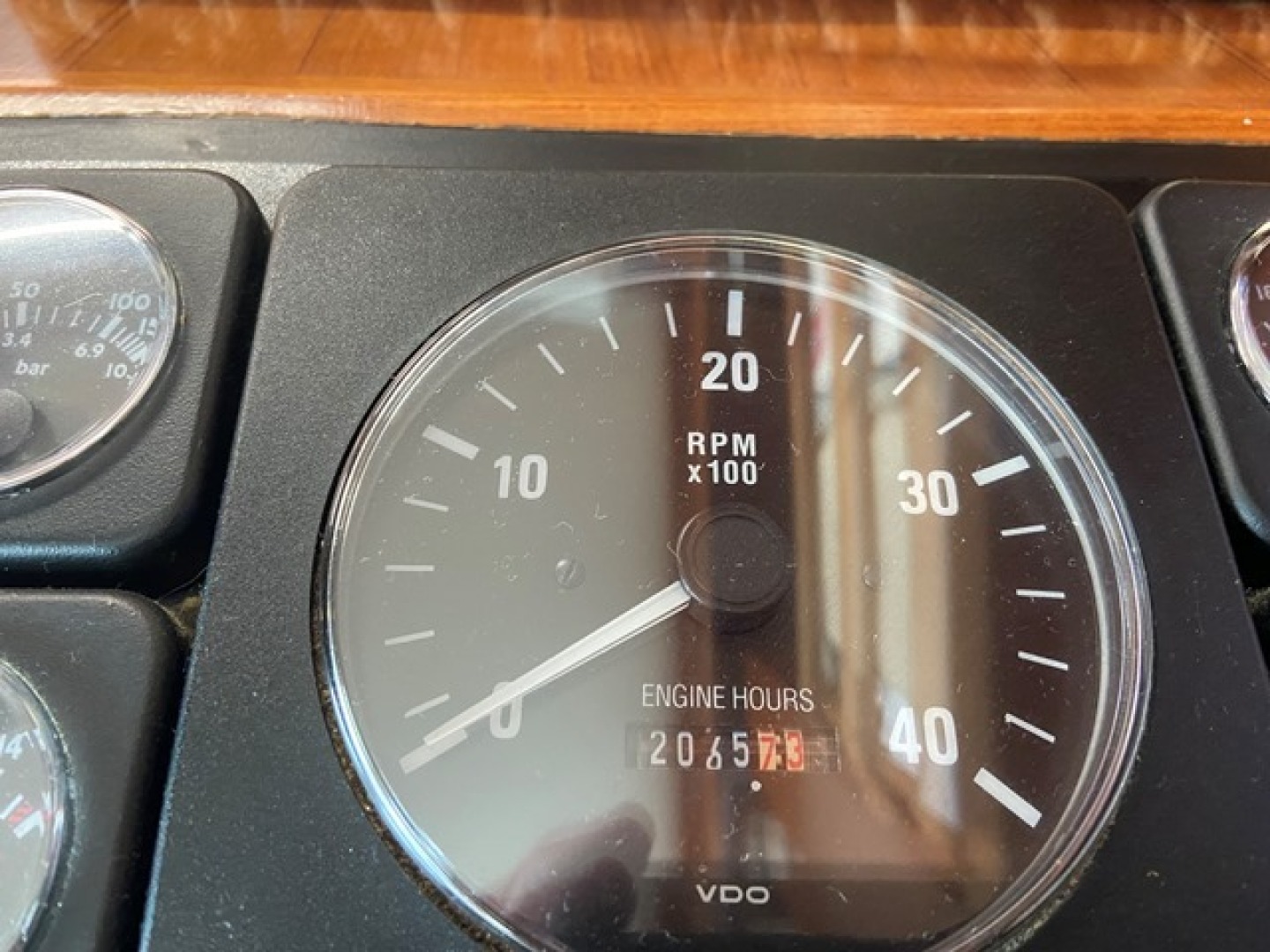 Picure of Apres Sail