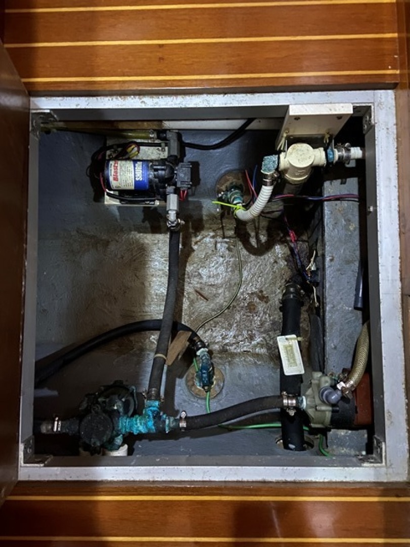 Picure of Apres Sail