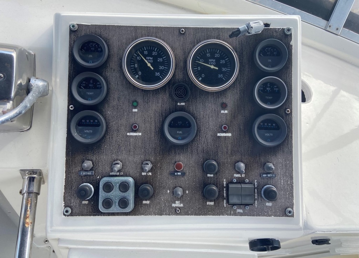 Picure of Glory B II