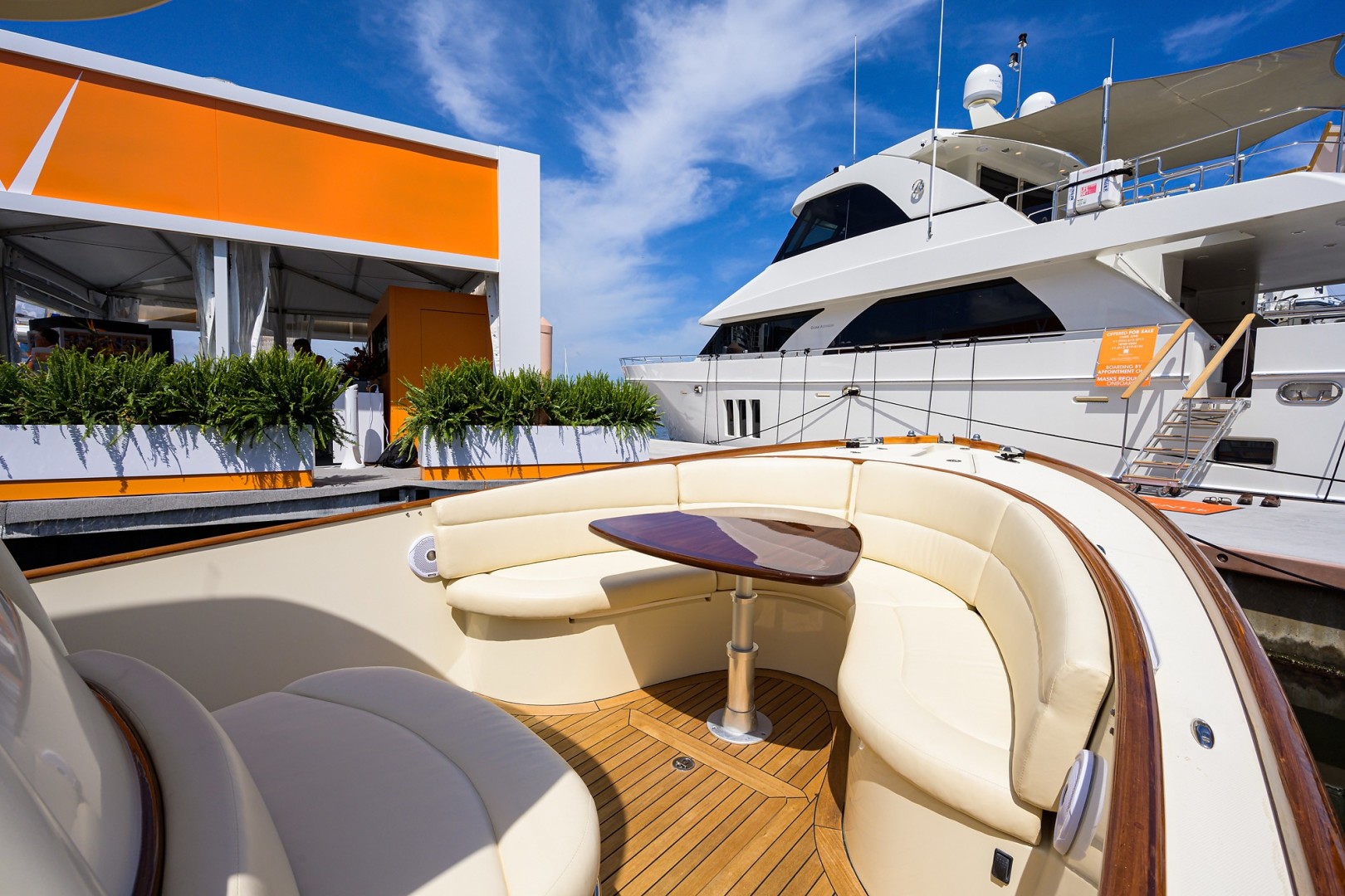 Used Hinckley 29' T29 with TTop For Sale In Florida WORTHY United