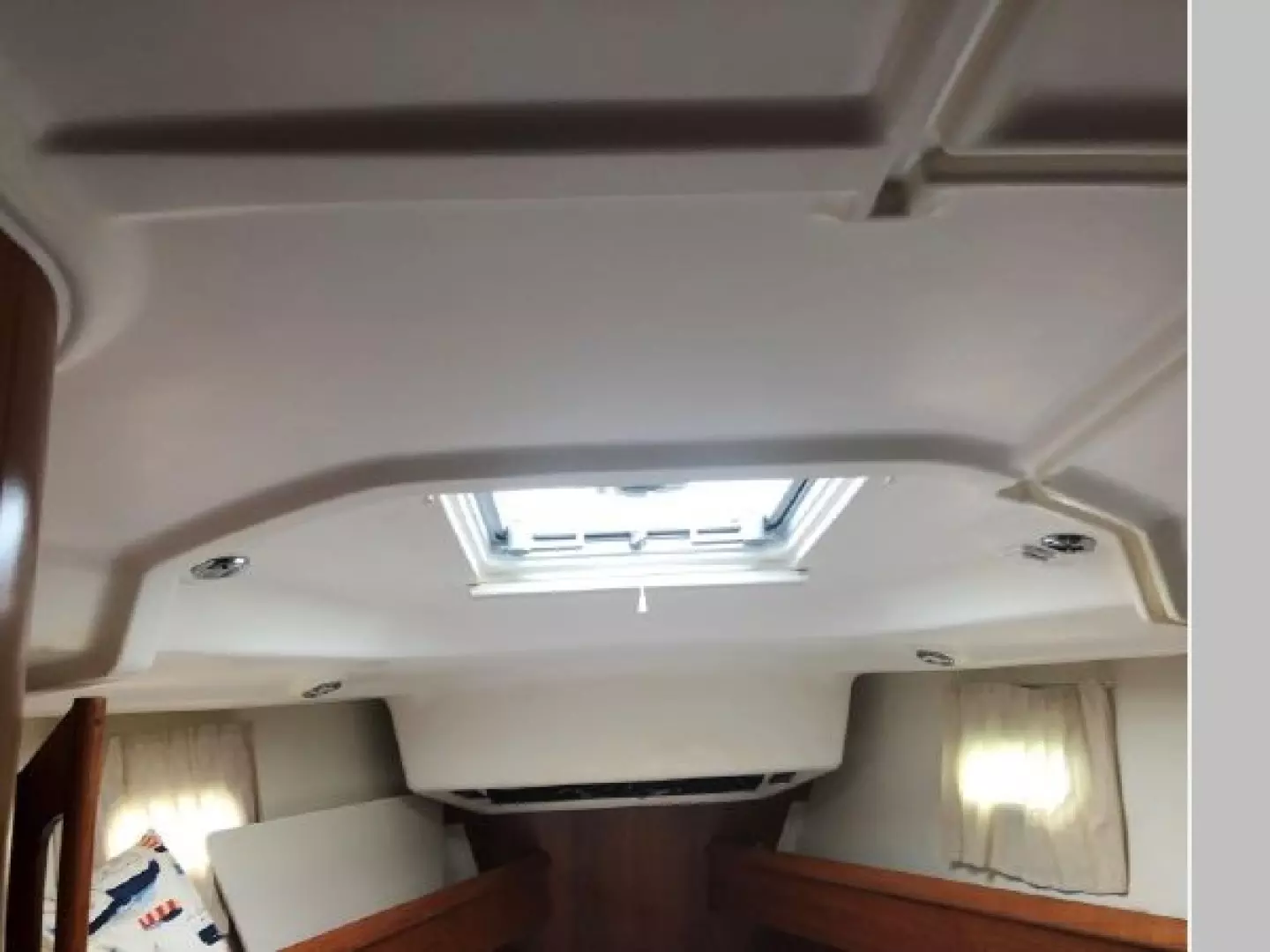 Amoreena  43ft Jeanneau Yacht For Sale Amoreena  43ft Jeanneau Yacht For Sale