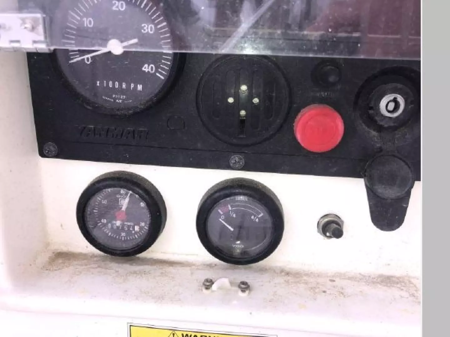 Amoreena  43ft Jeanneau Yacht For Sale Amoreena  43ft Jeanneau Yacht For Sale