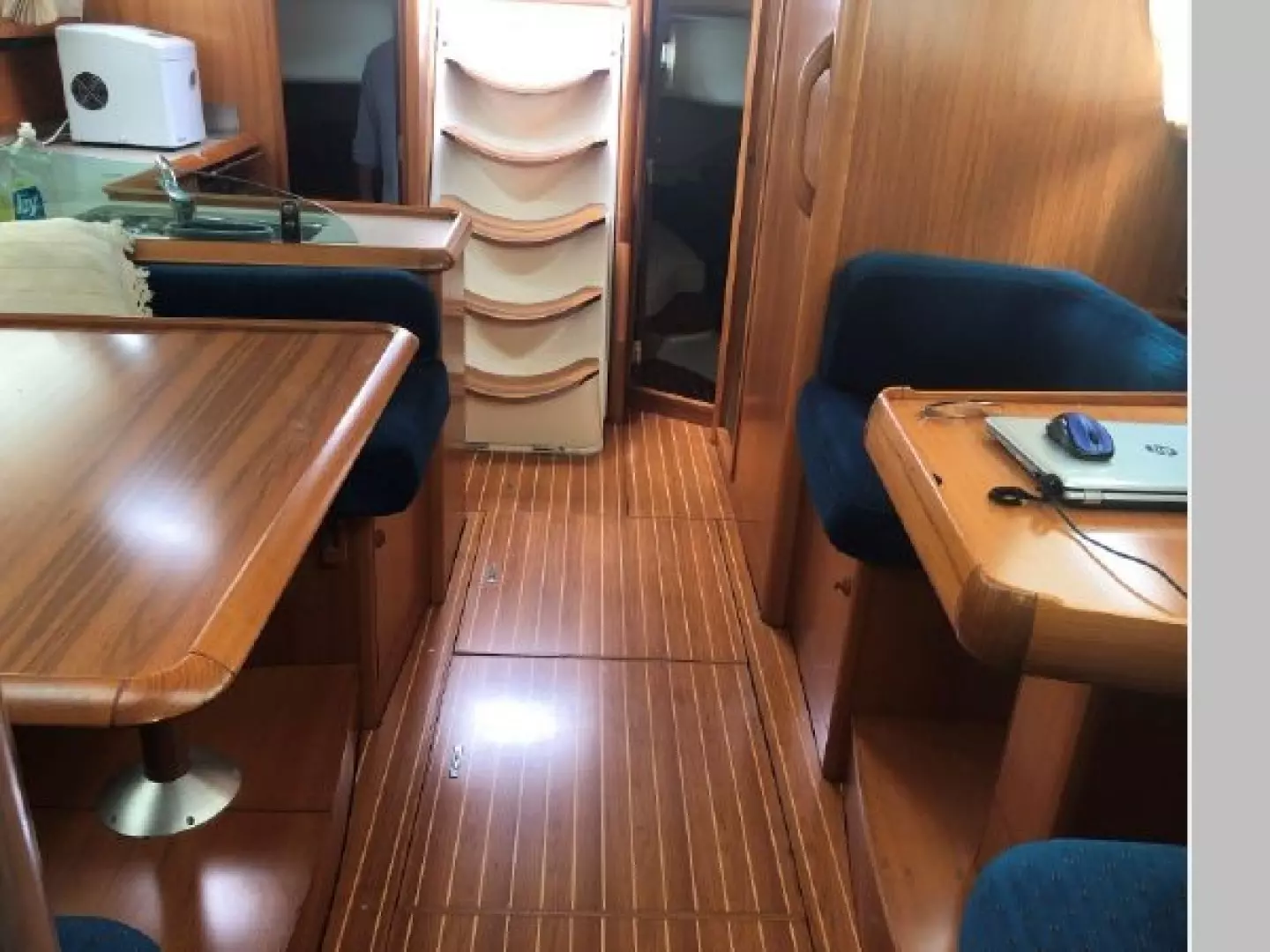 Amoreena  43ft Jeanneau Yacht For Sale Amoreena  43ft Jeanneau Yacht For Sale