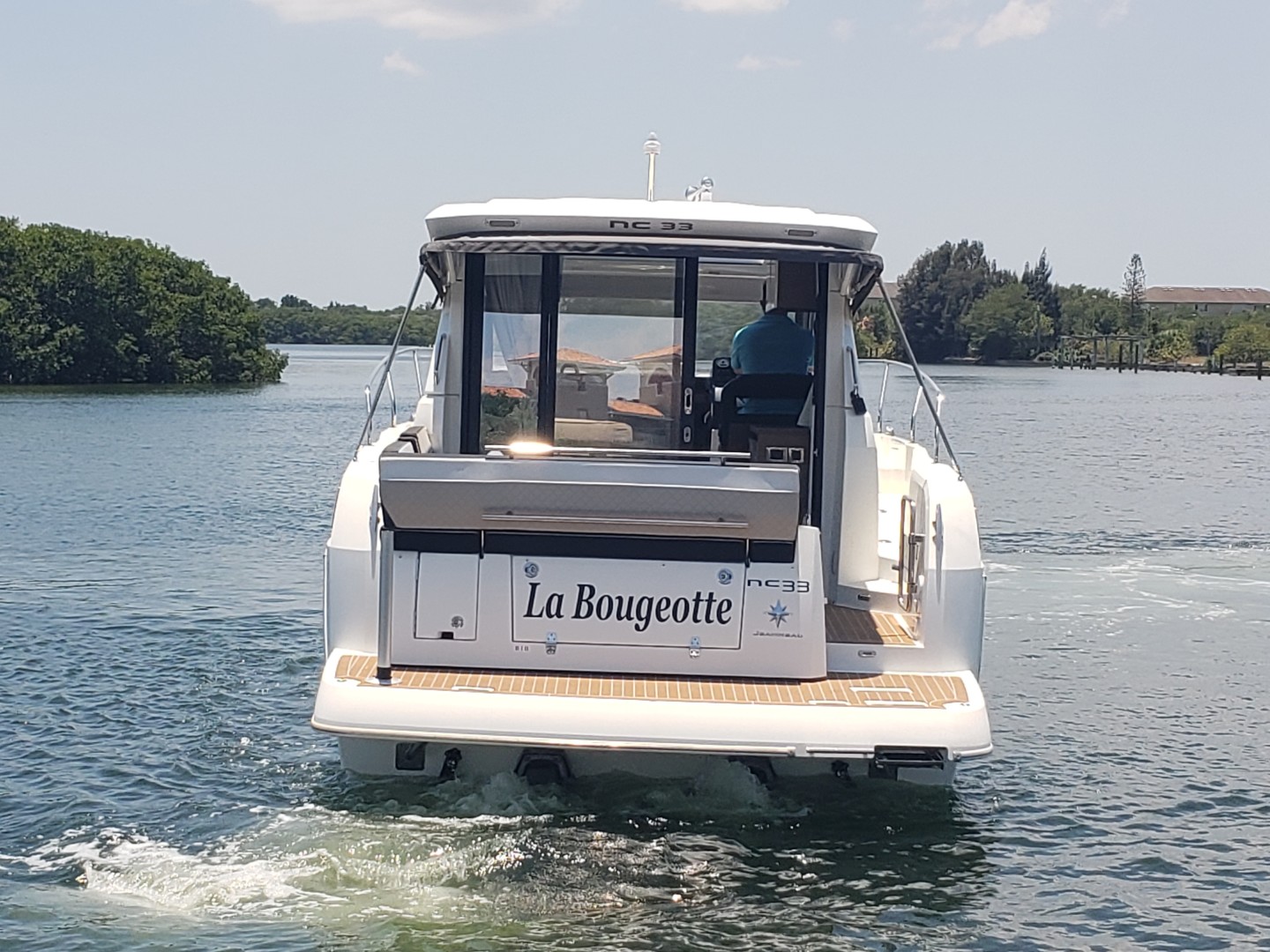 2019 33 Jeanneau Express - Transom/Swim Platform