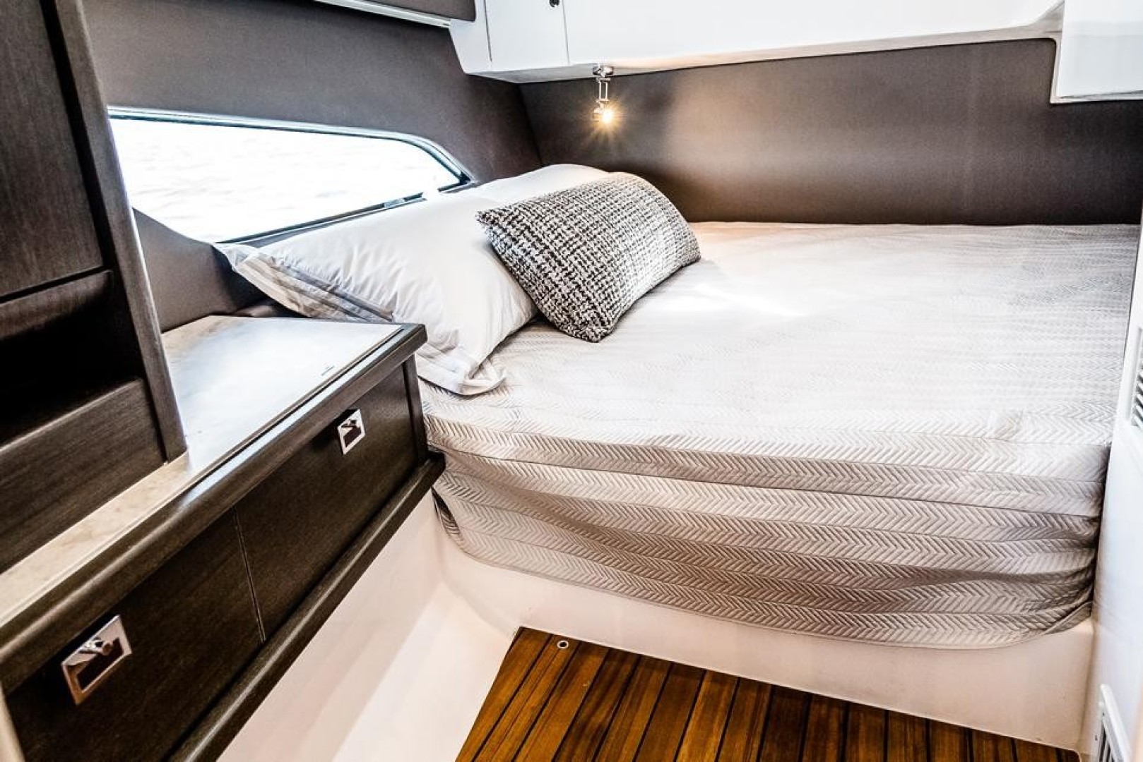 2023 Intrepid 438 Evolution for sale