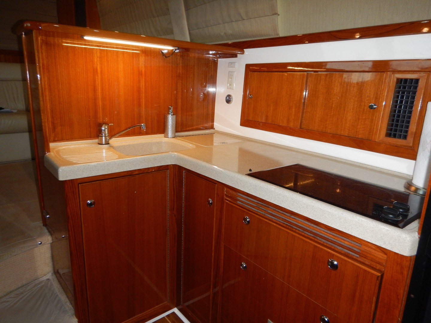 Riviera 42 - No Worries Mate II - Galley