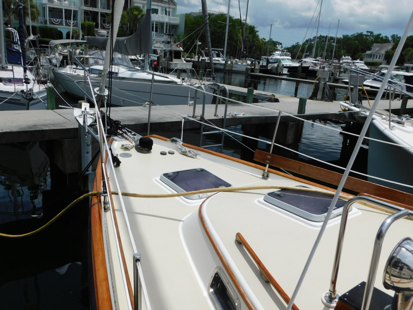 Picure of Sail La Vie