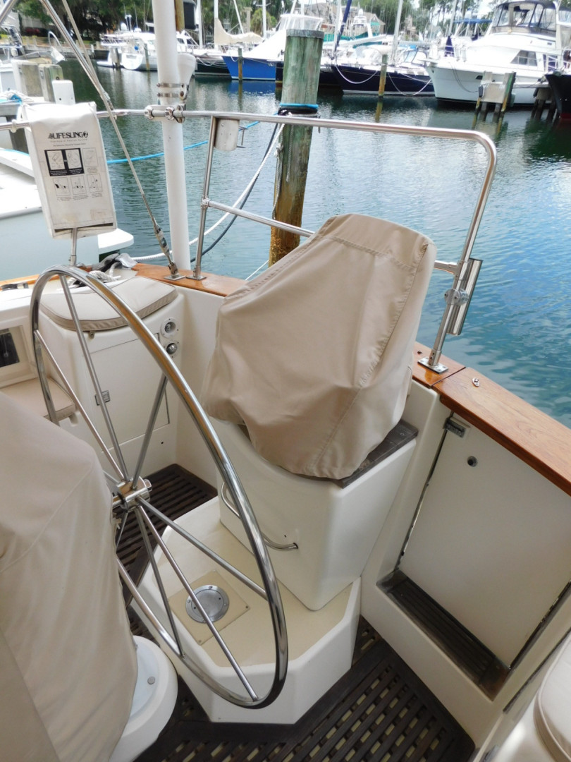 Picure of Sail La Vie