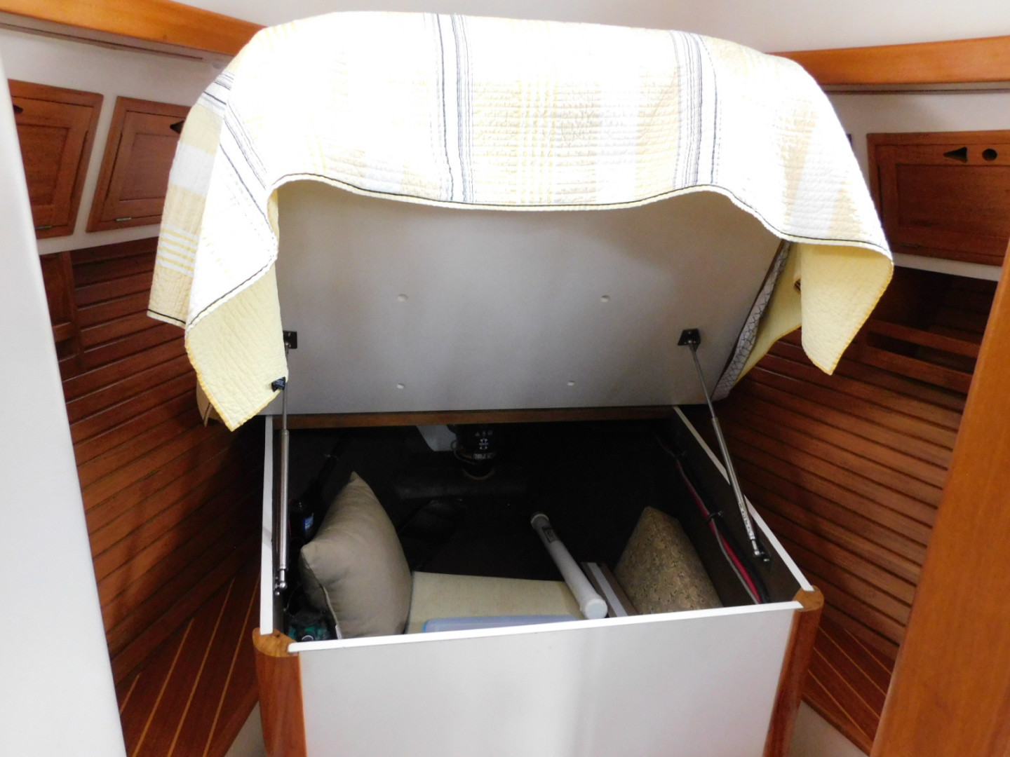 Picure of Sail La Vie