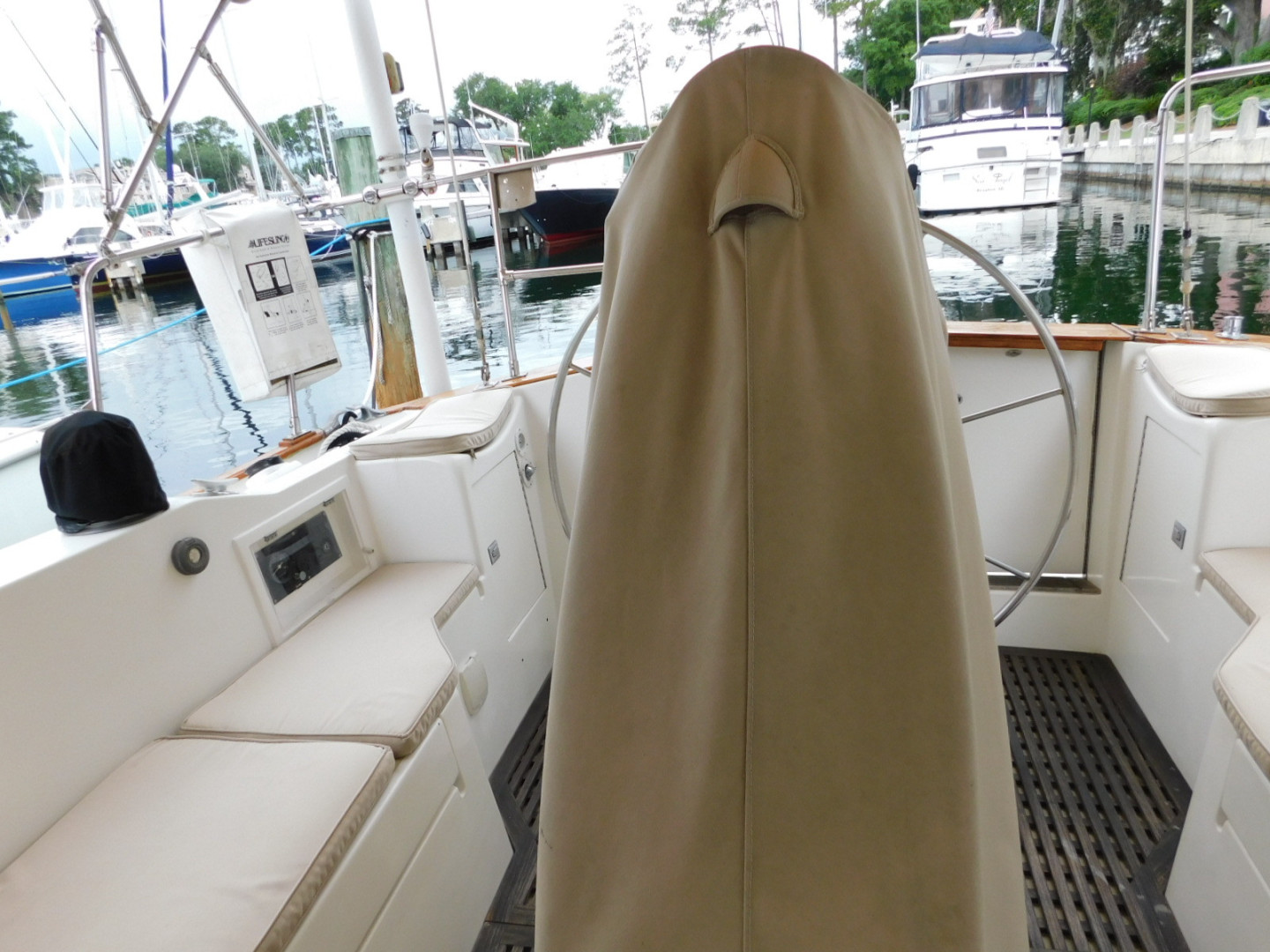 Picure of Sail La Vie