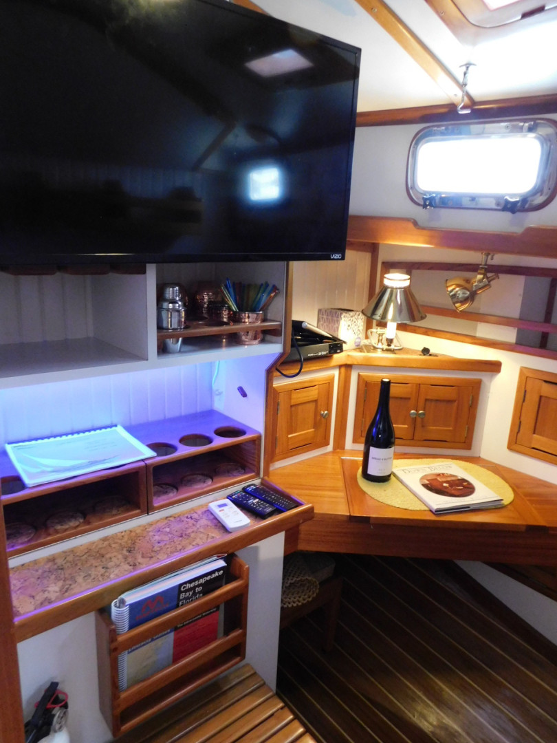 Picure of Sail La Vie