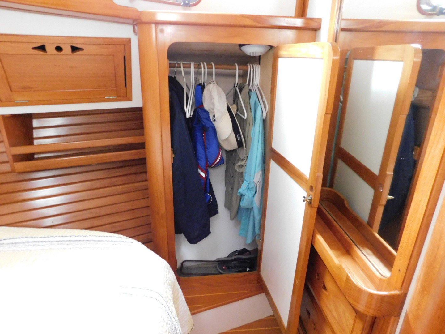 Picure of Sail La Vie