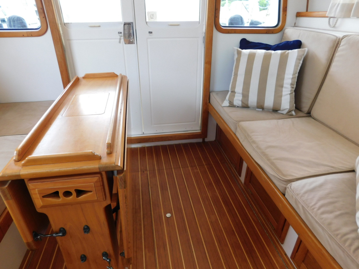 Picure of Sail La Vie