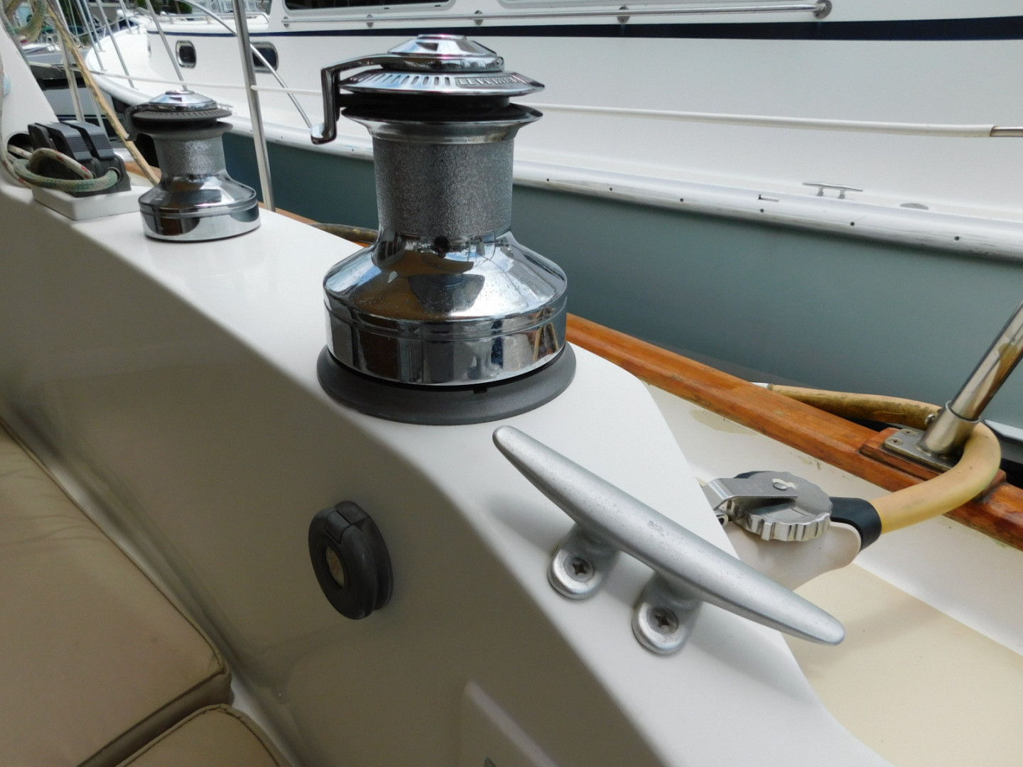 Picure of Sail La Vie