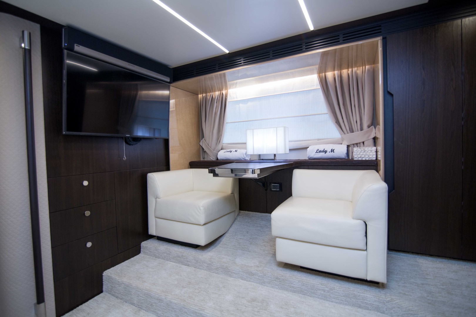 Azimut 66 - Lady M - Master Stateroom