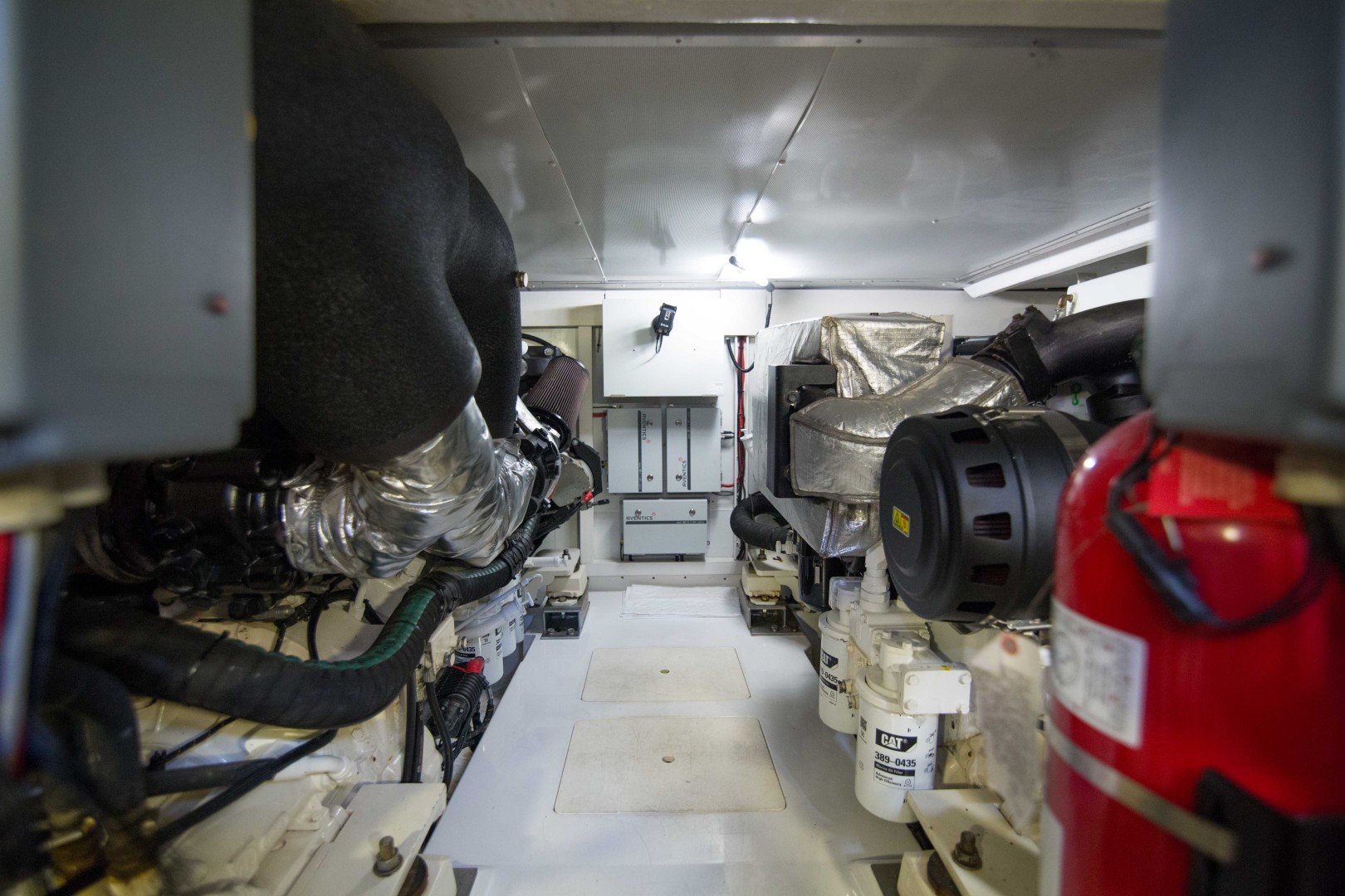 Azimut 66 - Lady M - Engine Room