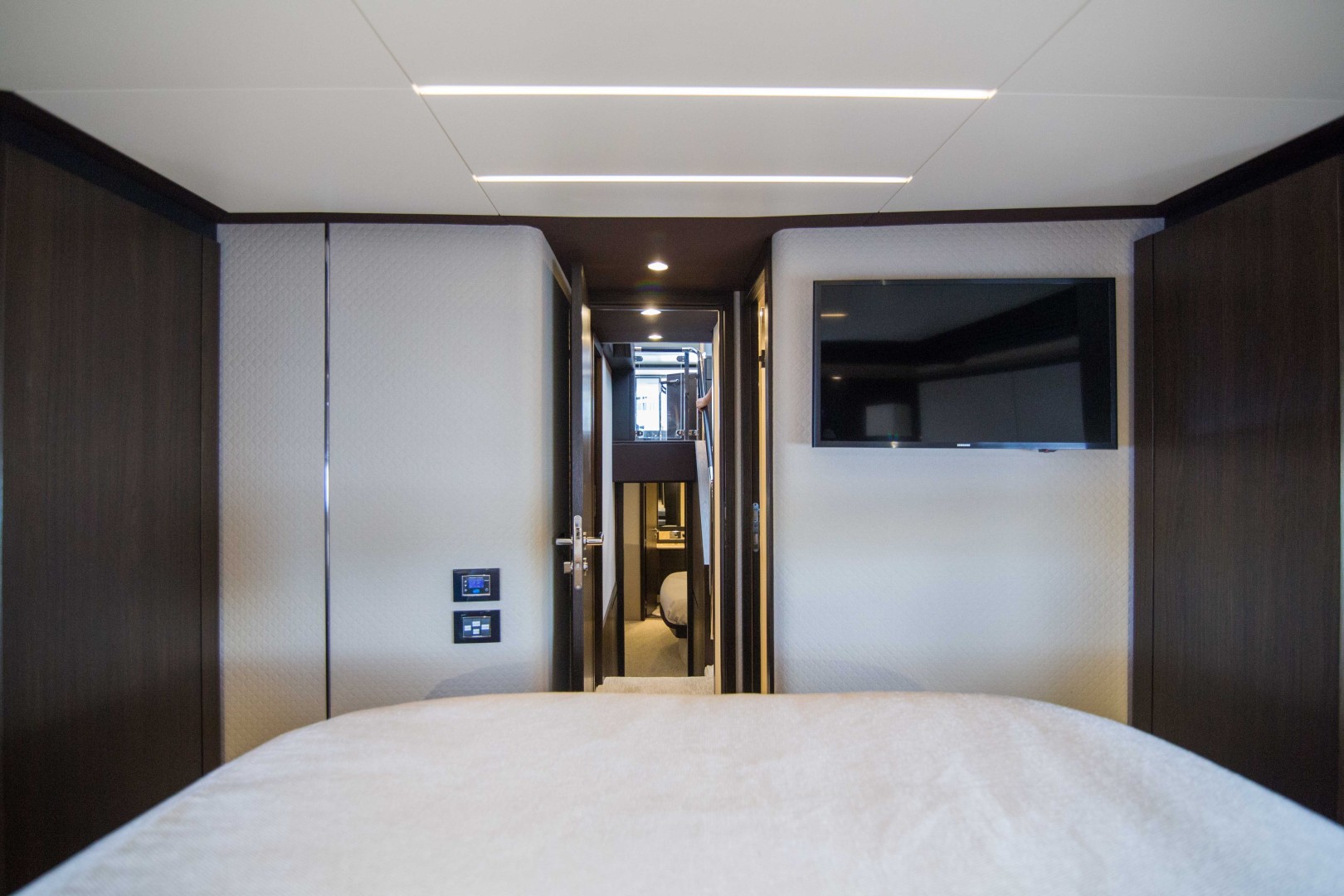 Azimut 66 - Lady M - Guest Stateroom