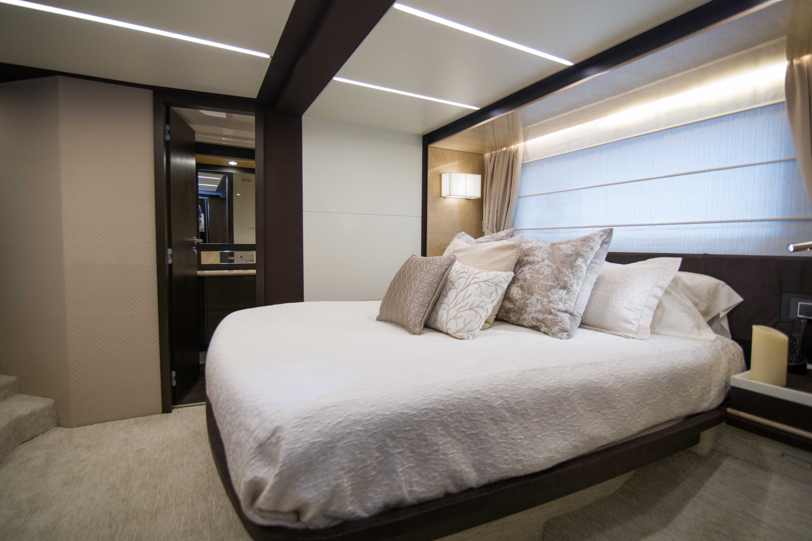 Azimut 66 - Lady M - Master Stateroom