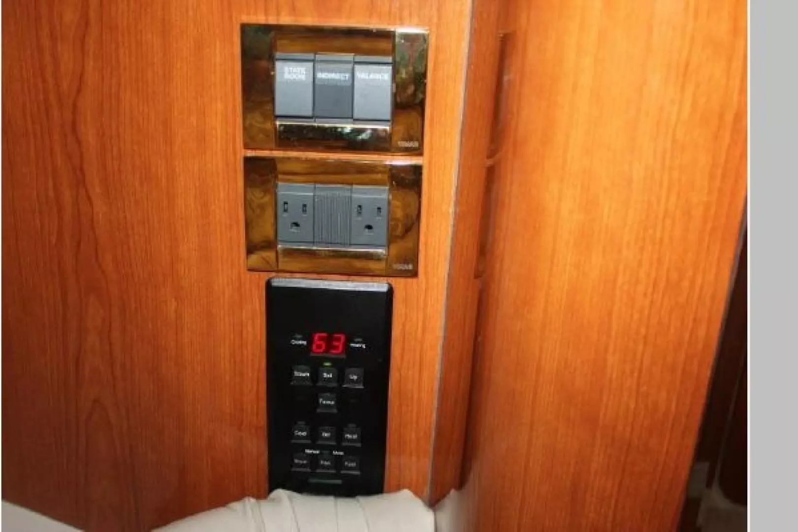 Aela Jeanne 38ft Sea Ray Yacht For Sale Aela Jeanne 38ft Sea Ray Yacht For Sale