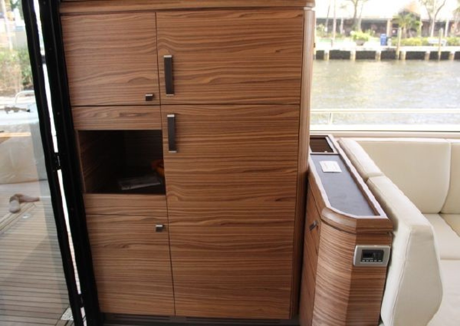 Greenline 48 Coupe Hybrid - Photo 7
