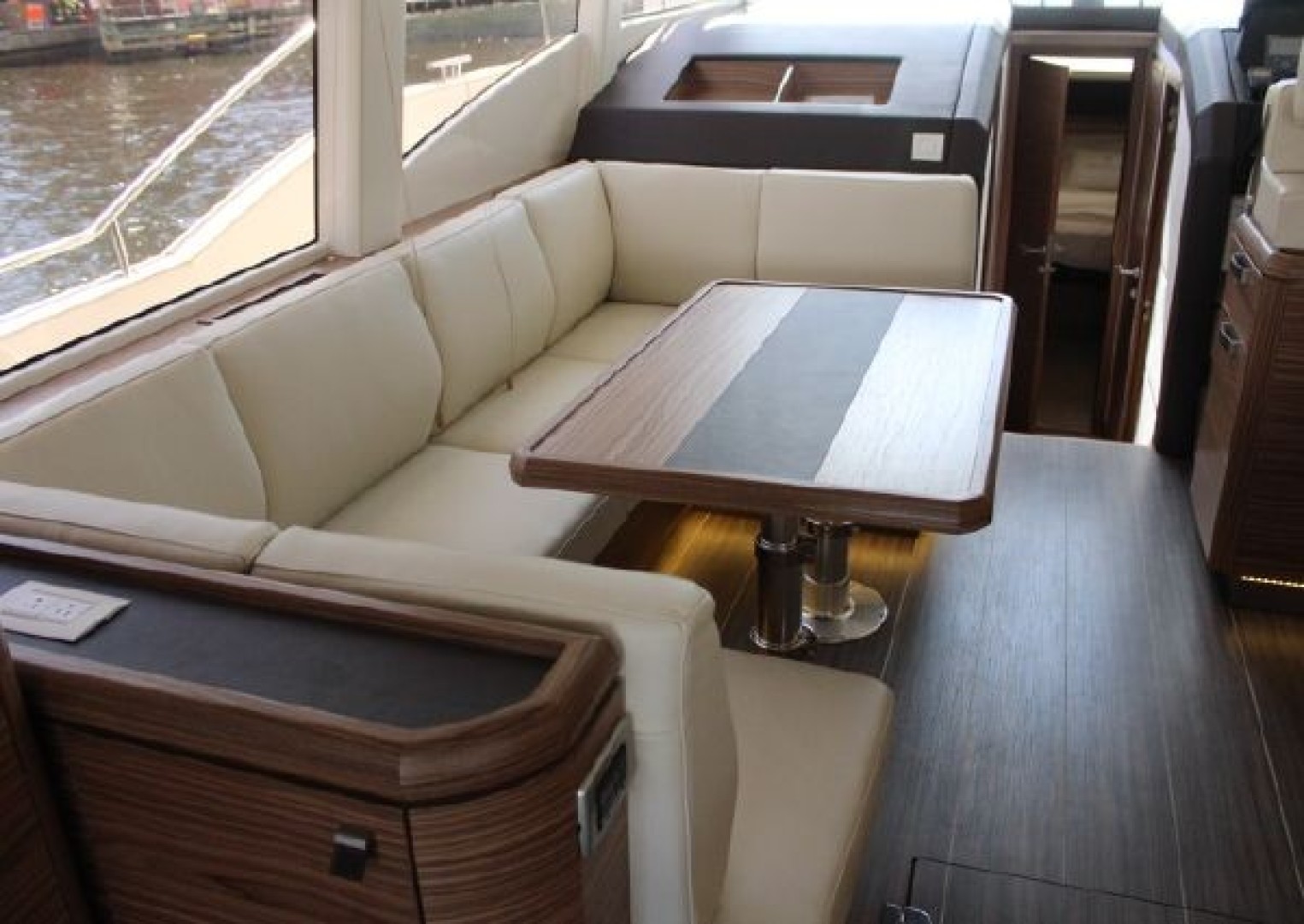 Greenline 48 Coupe Hybrid - Photo 8