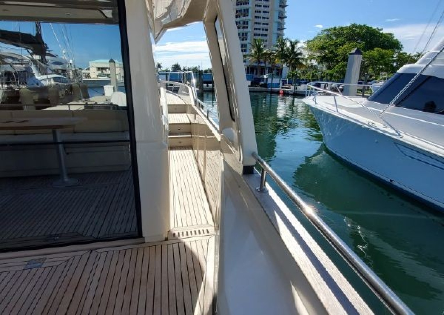 Greenline 48 Coupe Hybrid - Photo 8