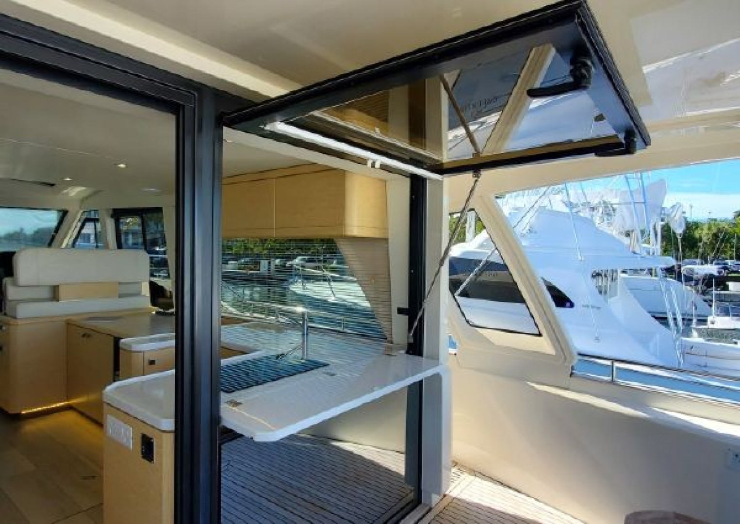 Greenline 48 Coupe Hybrid - Photo 65