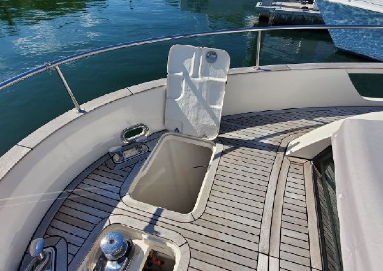 Greenline 48 Coupe Hybrid - Photo 31